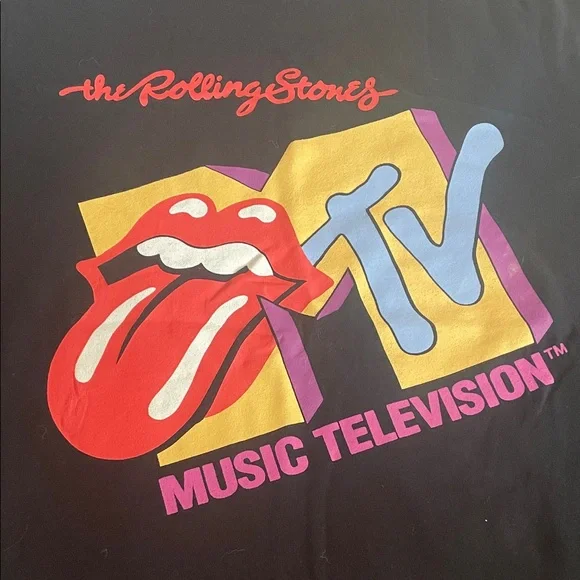 MTV Black Graphic Tee - Picture 3 of 3